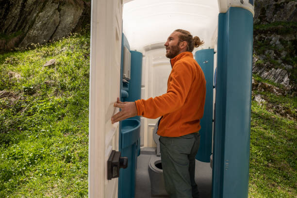 Best Wedding porta potty rental  in Oconomowoc, WI